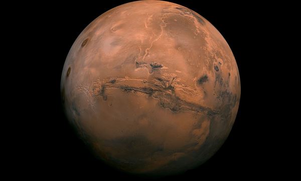 Где хранятся базы снимков с Марса